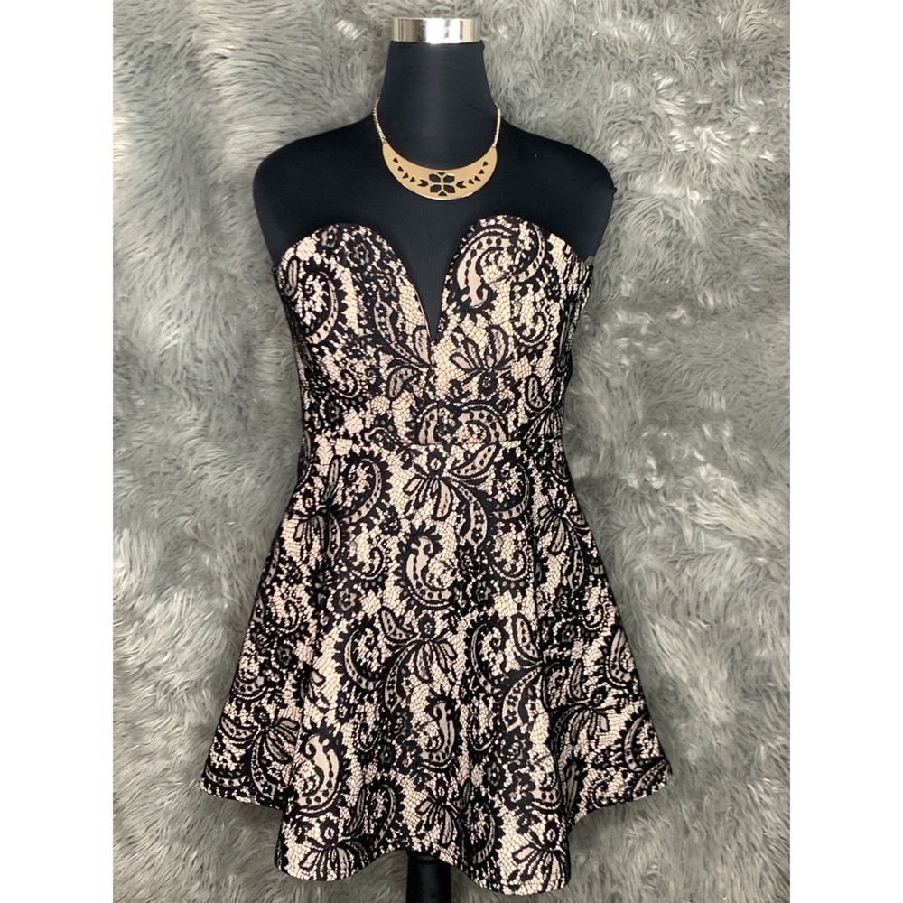 Windsor Lace Dress
